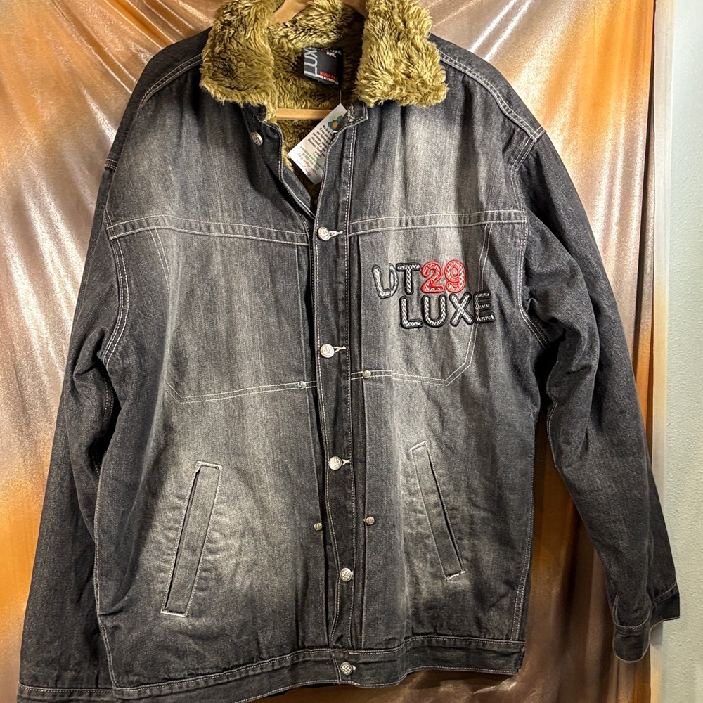 90’s bugs bunny XXLMen's Black Denim Jacket‎ with Faux Fur Collar. Bag 999